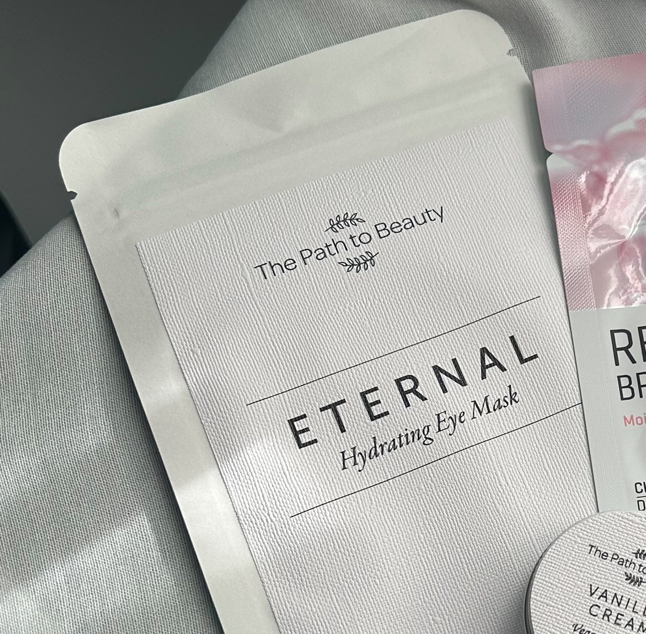 Eternal ~ Hydrating Gold Eye Mask - Style By Shanny
